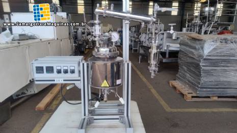 Reator encamisado de mdia presso para laboratrio em inox Metalquim 10 litros