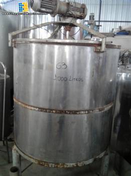 Tanque em a�o inox para 1.000 L com agitador