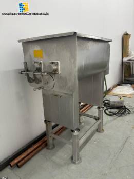 Misturador eixo duplo de p�s carne em inox Frigomaq 300 litros