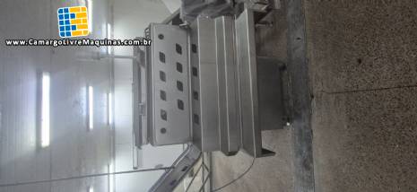 Misturador de p�s em inox 2 eixos Simetria MMF 300 para carnes embutidos pet food massas aliment�cias