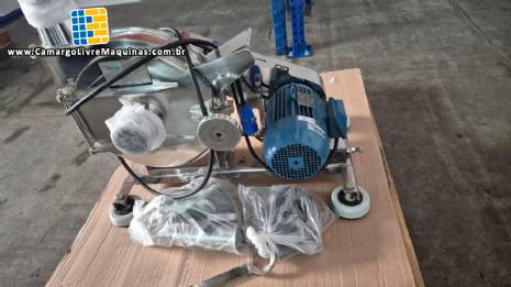 Moinho de martelo em a�o inox Vieira MS 280 5 CV