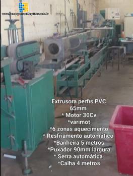 Extrusora para perfil em PVC com rosca de 65 mm Miotto
