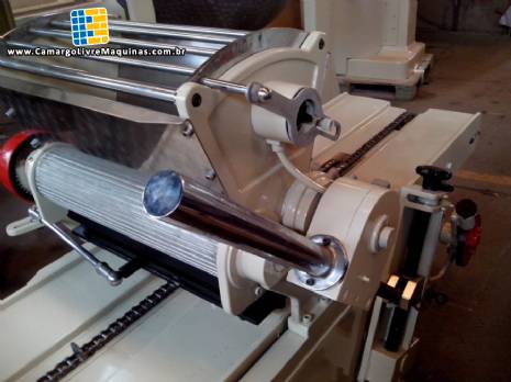 Pingadeira de massa com 2 est�gios