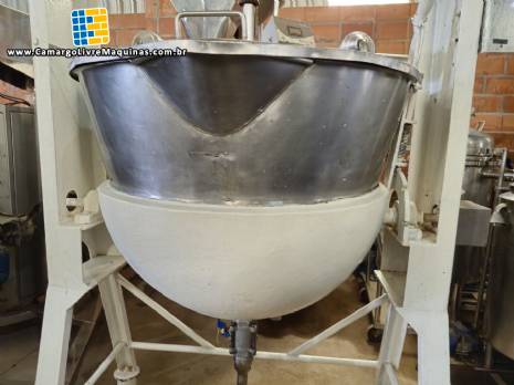 Tacho encamisado em ao inox com sistema de vapor interno