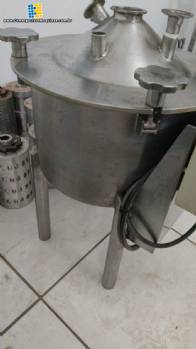 Tanque funil em inox encamisado com fundo c�nico