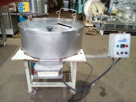 Compactadora com masseira cont�nua Braslaer