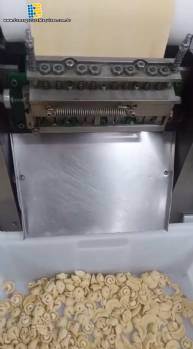 Capeleteira para massa fresca capelete Indiana 80 kg / hora