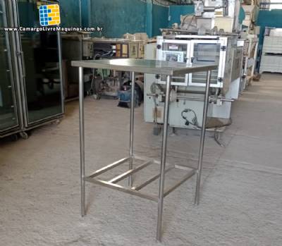 Mesa em a�o inox 800 mm x 800 mm