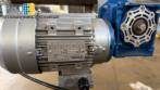 Envasadora dosadora rotativa seladora atuom�tica para copos potes frascos Milainox MB-1