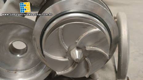 Bomba centrfuga em ao inox 1 cv 3.000 L