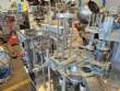 Envasadora dosadora rotativa semi-autom�tica para potes com tampa em alum�nio NTI