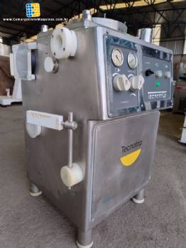 Embutideira em inox contínua a vácuo Tecnotrip Embutideira em inox contínua a vácuo Tecnotrip