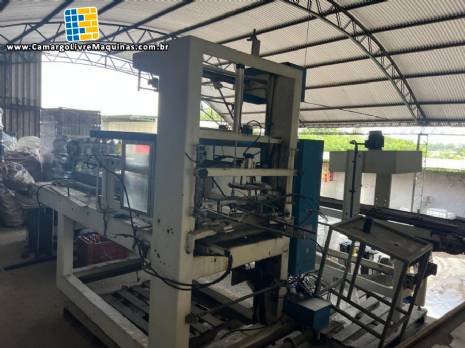 Enfardadeira embaladora automática com túnel de encolhimento para garrafas e frascos em fardos Enfardadeira embaladora automática com túnel de encolhimento para garrafas e frascos em fardos