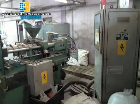 Injetora de plásticos PIC Injetora de plásticos PIC