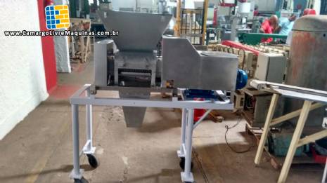 Picador de crocante em aço inox Picador de crocante em aço inox