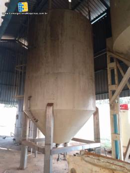 Silo encamisado isolado para armazenamento de glucose gordura interno aço inox 15.000 litros Silo encamisado isolado para armazenamento de glucose gordura interno aço inox 15.000 litros