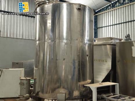 Tanque misturador em aço inox para armazenamento e agitação 2000 litros Tanque misturador em aço inox para armazenamento e agitação 2000 litros
